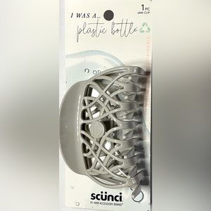 Scunci hair jaw clip earth friendly Gray